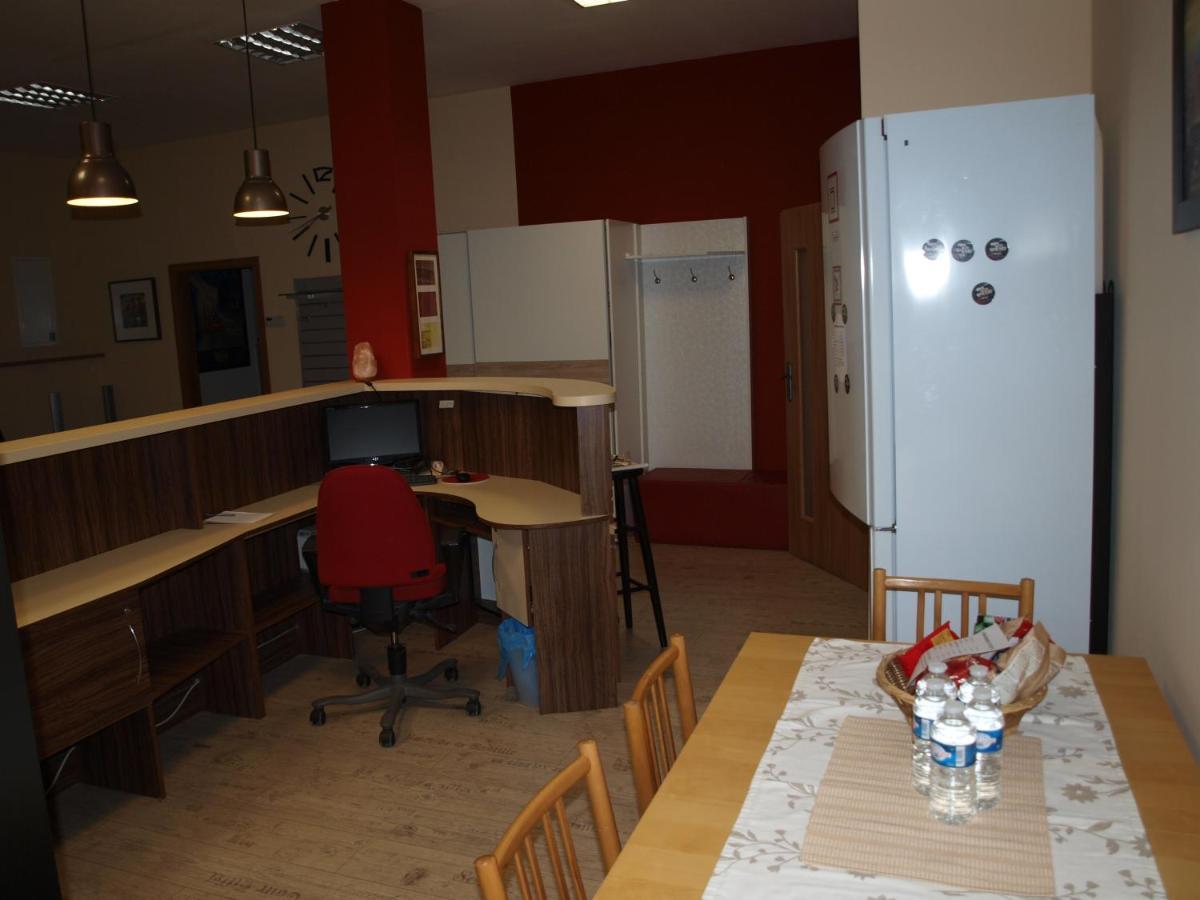 Bailando Studio Neratovice Kültér fotó